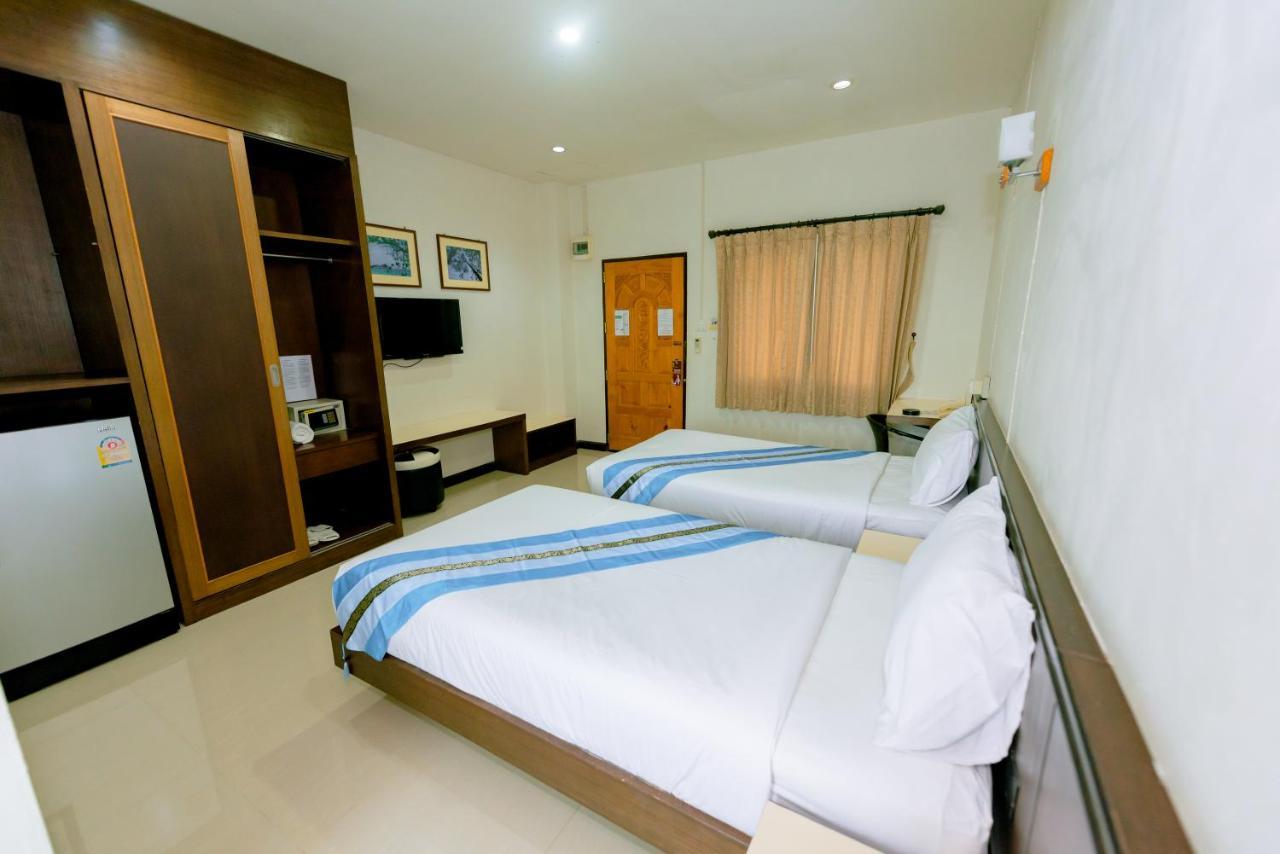 Bander Hotel Phu Khieo Экстерьер фото